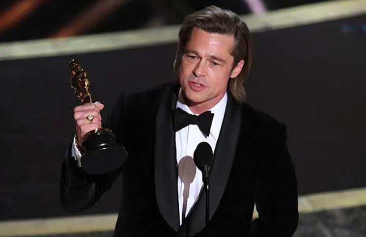 Brad Pitt posó junto a una actriz en los Premios Oscar