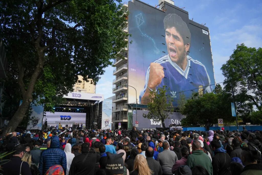 Estrenaron el mural más grande del mundo en homenaje a Diego Armando Maradona