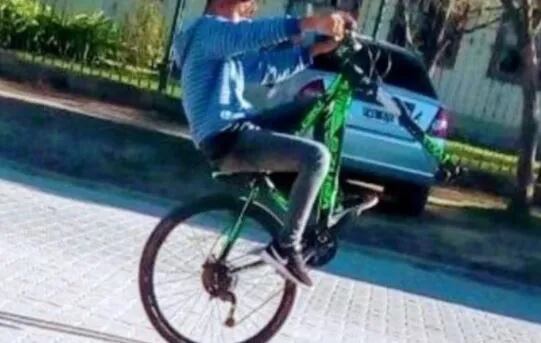 Un chico de 13 años mató a su amigo a mazazos para robarle la bicicleta