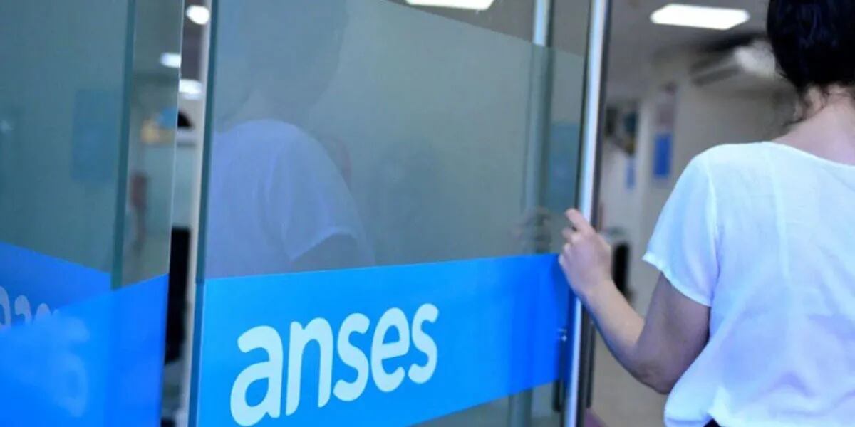 ANSES paga más de $90.000 a beneficiarios de AUH en abril: cuándo es la fecha de cobro