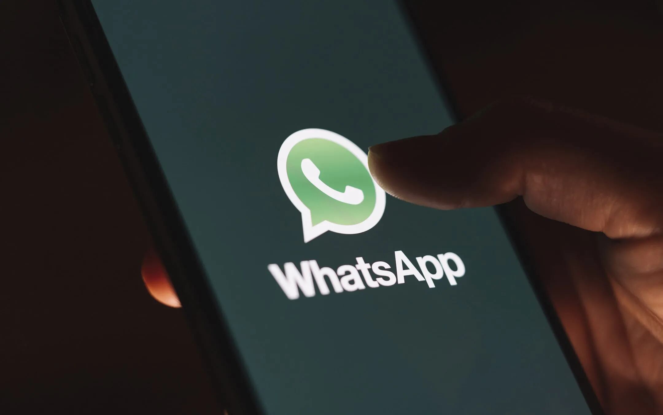 WhatsApp lleva más de tres horas caído