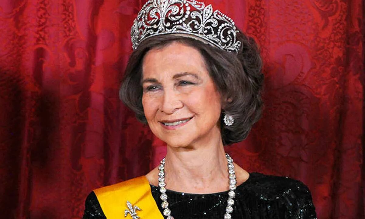 “Sofía, la última reina”: el libro que cuenta lo que implica defender la Corona bajo cualquier contexto