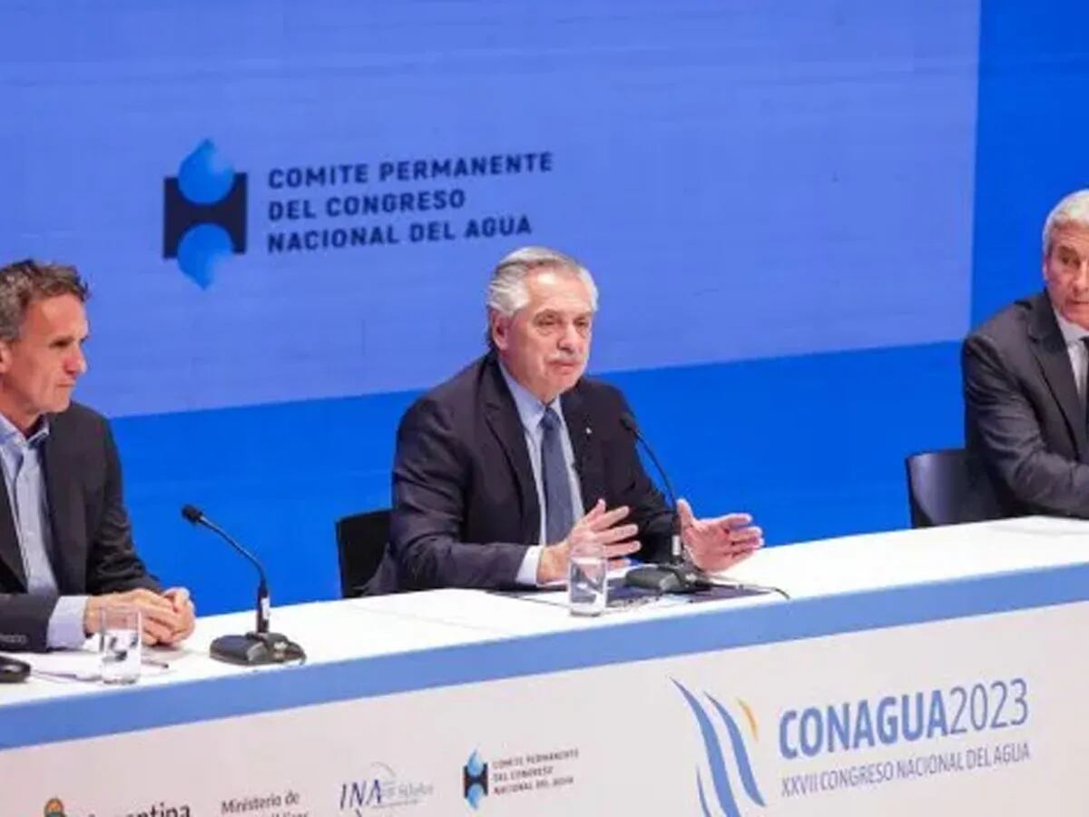 Alberto Fernández, contra la oposición: “Los negacionistas no sólo niegan terrorismo de Estado, sino también cambio climático”
