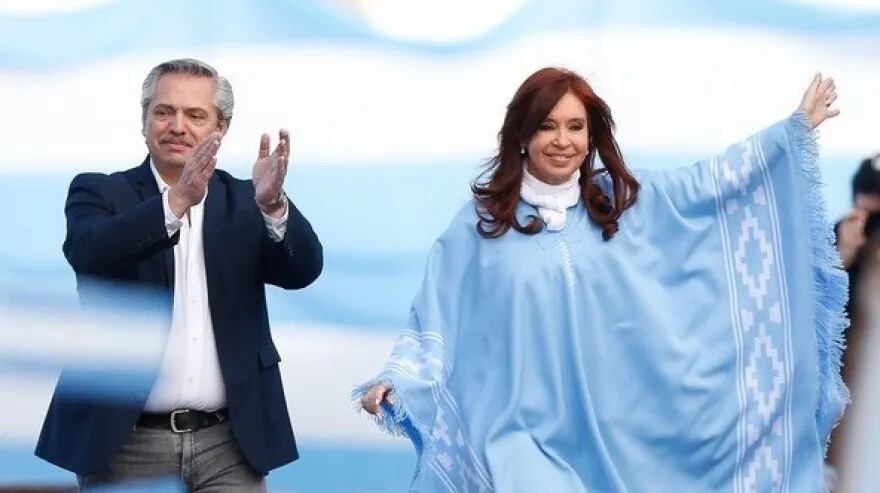 Cristina Kirchner: “Castigan al Presidente como si tuviera las mismas formas que tanto me criticaron durante años”