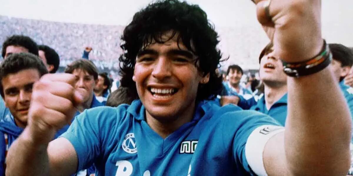 Encontró una semilla con la cara de Maradona y ahora es su nueva cábala: “Apruebo todos los exámenes”