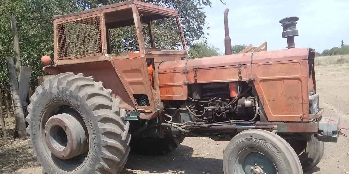 Murió aplastada: un tractor se estrelló contra el cuerpo de una nena que jugaba en la calle