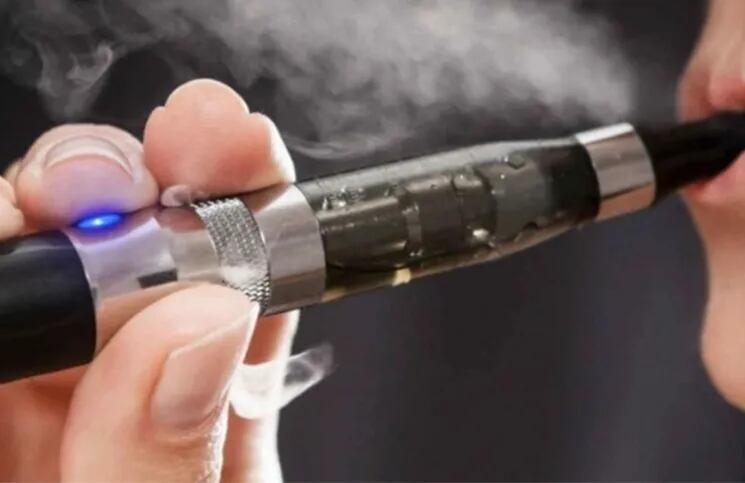 Córdoba: prohibieron la venta de cigarrillos electrónicos para menores y la publicidad en kioscos  