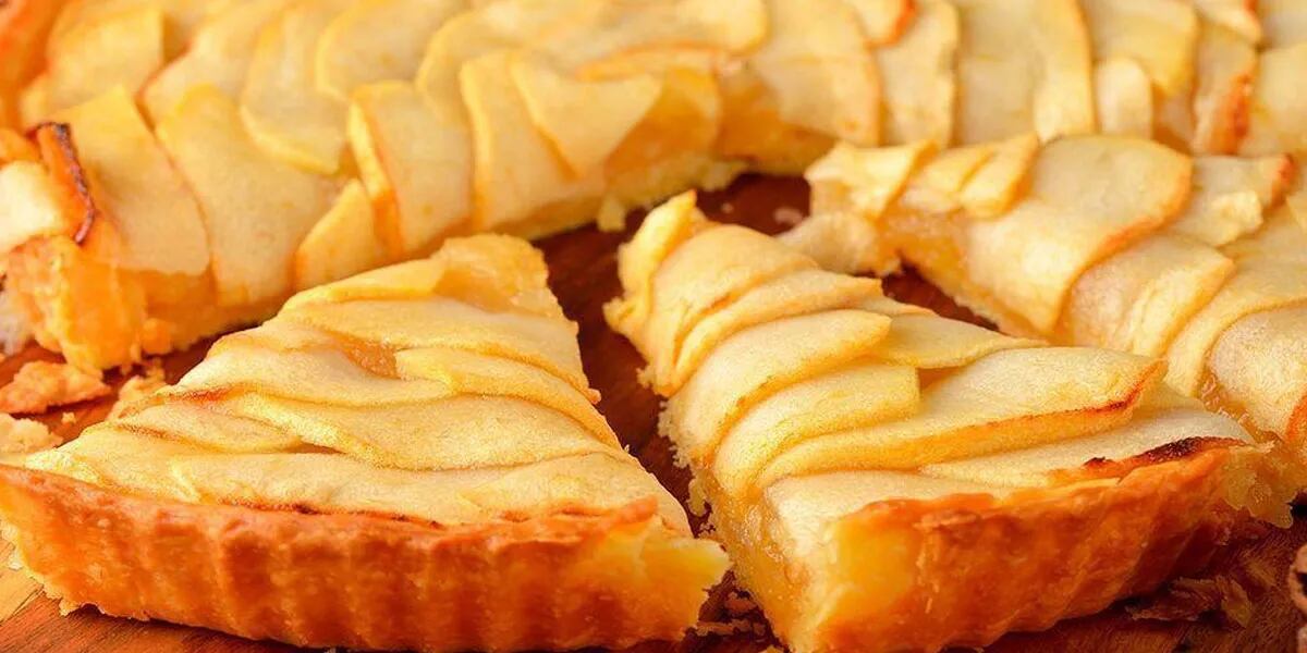 “Falsa” tarta de manzana: receta rica y lista en 9 minutos