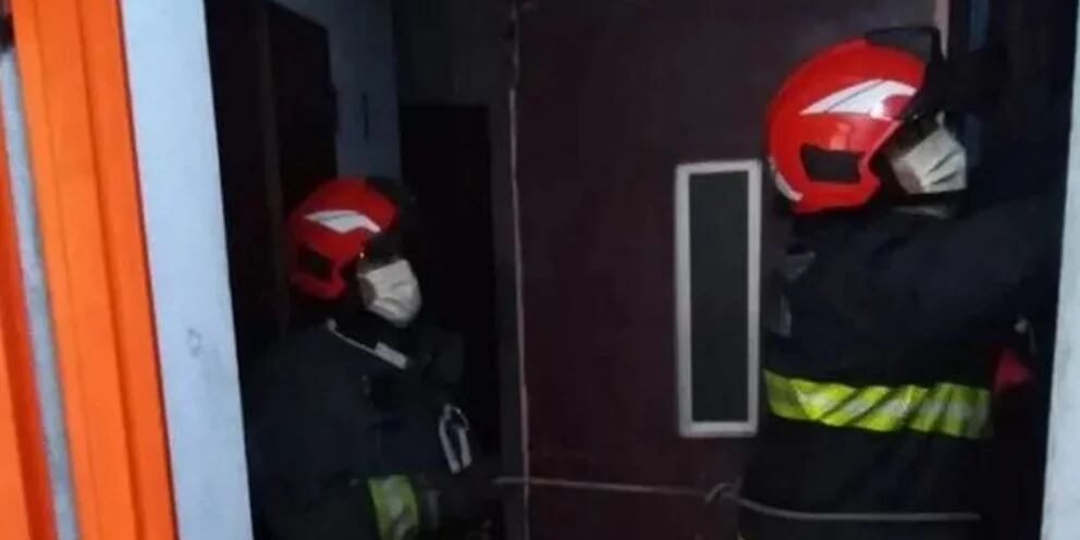Villa Lugano: Rescatan a dos personas porque fallaron los ascensores