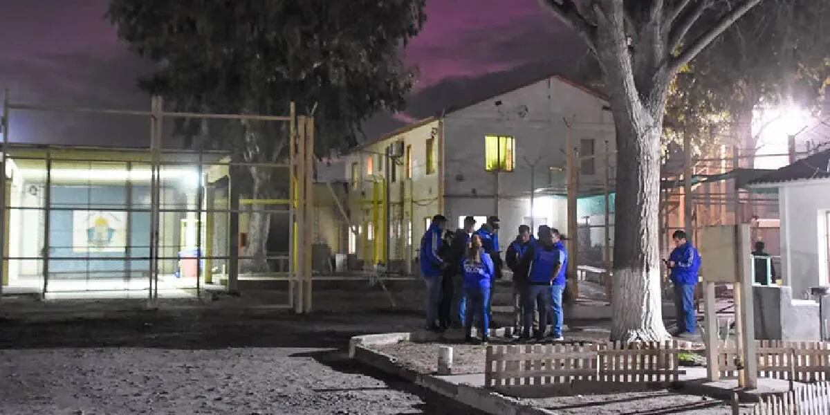 🔴 Murió un preso y otro esta gravísimo: feroz motín en una cárcel de Neuquén  