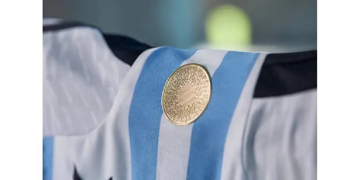Materiales reciclados, el Sol de Mayo y un guiño al Mundial 2014: presentaron la camiseta que Argentina usará en Qatar
