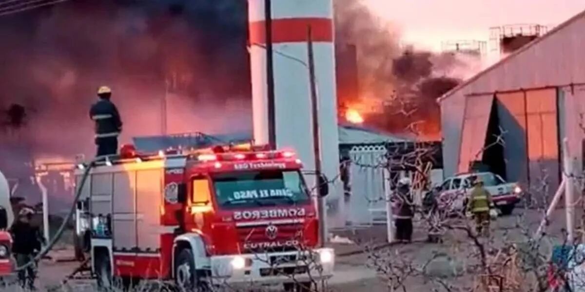 Video: el momento de la explosión de la refinería NAO de Plaza Huincul