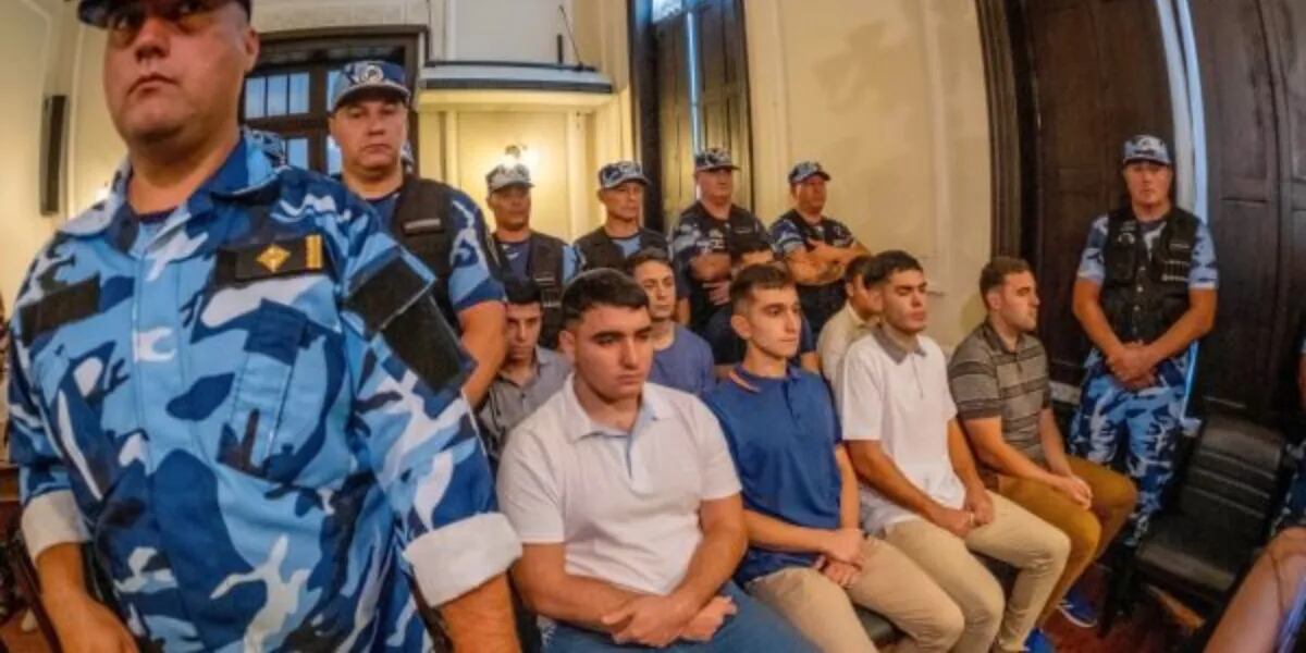 Por qué los rugbiers se pusieron de pie para escuchar la sentencia en el juicio por el asesinato de Fernando Báez Sosa