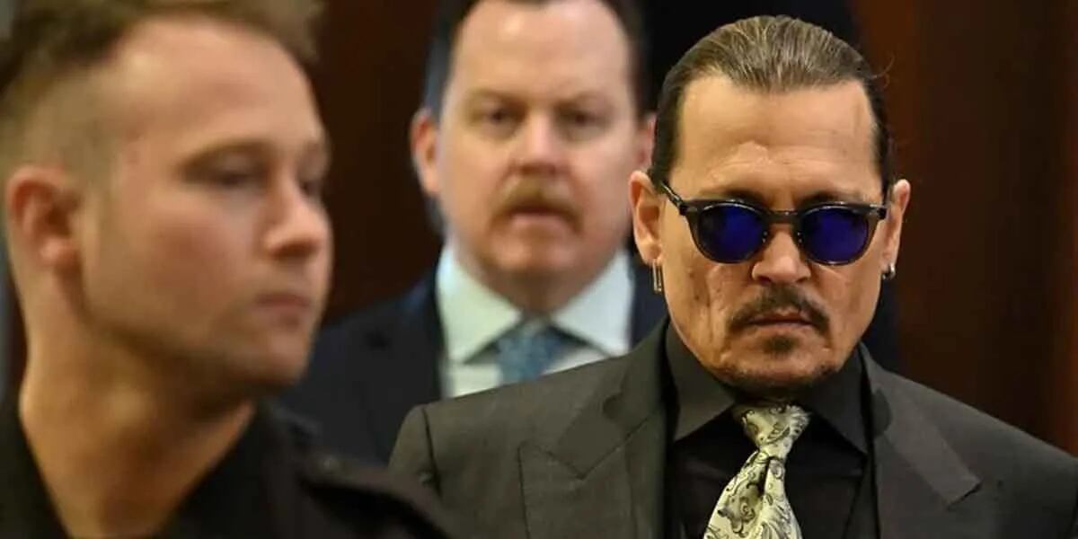 Una foto de Johnny Depp desmayado con un helado chorreando causó revuelo en el juicio contra Amber Heard