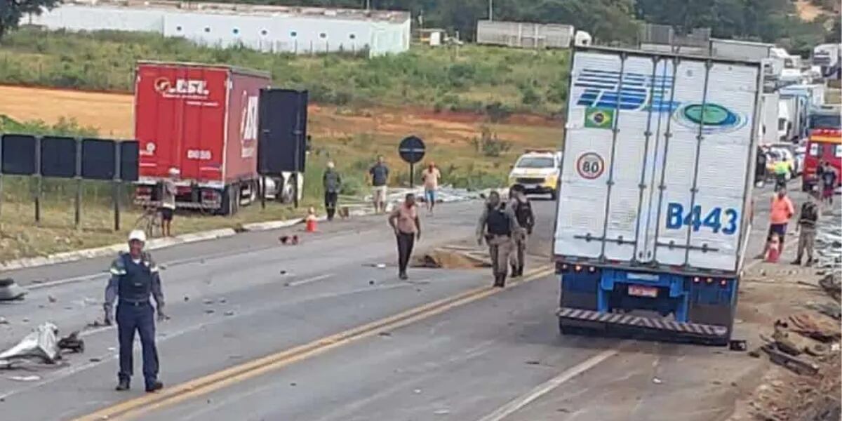 Murieron 3 y 3 están gravísimos: un camión se quedó sin frenos, se estrelló contra varios autos y provocó una masacre en la ruta