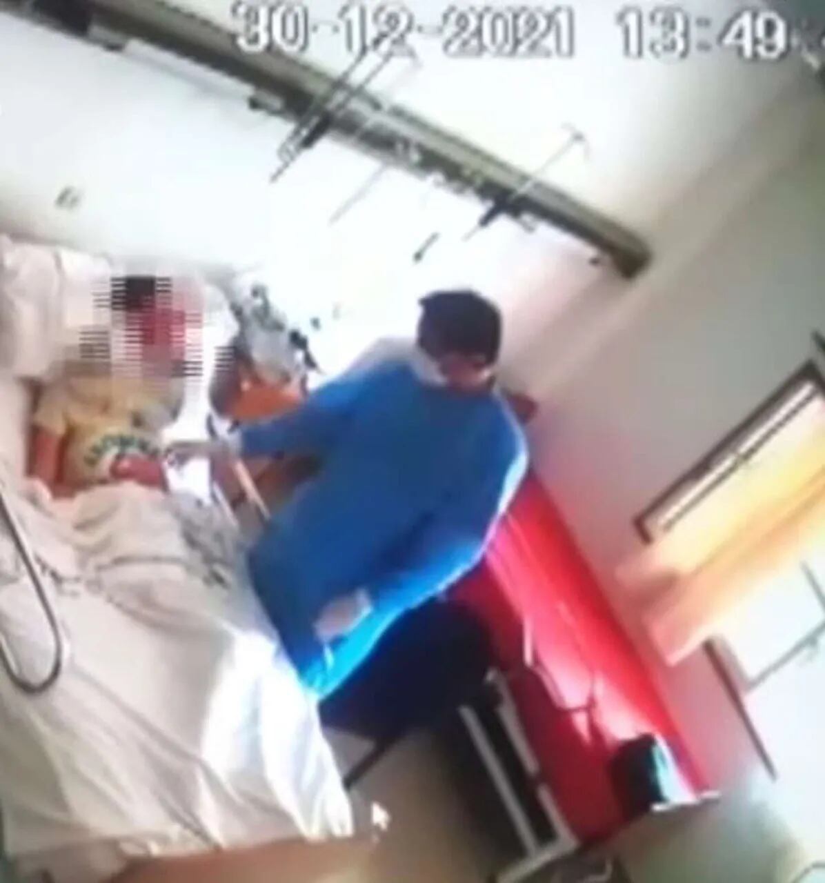 Un kinesiólogo abusó de una paciente en estado vegetativo y lo delató una cámara de seguridad