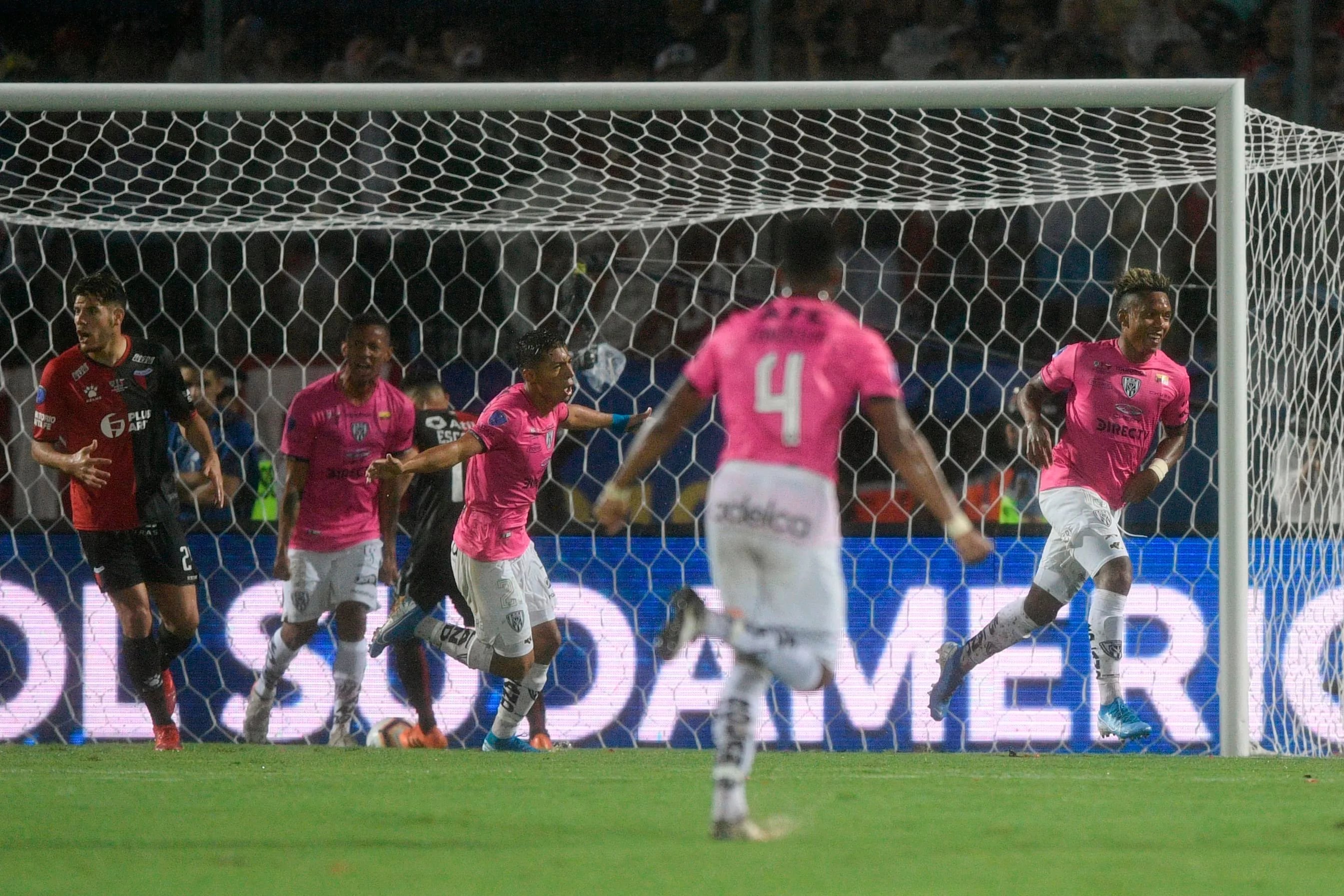 Colón no pudo en la final de la Copa Sudamericana y perdió frente a Independiente del Valle
