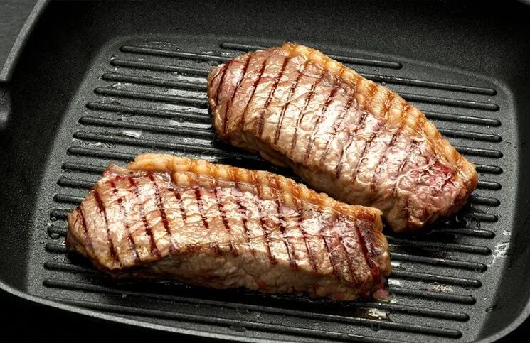 Cómo cocinar la carne a la plancha sin que suelte demasiada agua