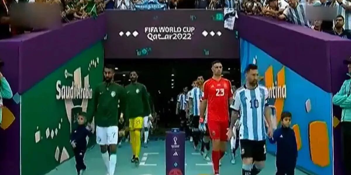 Corea del Norte transmitió ilegalmente el partido de la Selección Argentina en el Mundial Qatar 2022 y tapó los tatuajes de los jugadores
