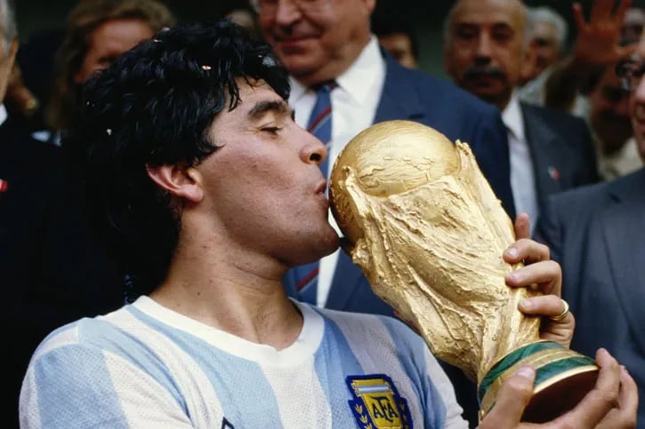 Todas las fotos del exclusivo cumpleaños de Diego Maradona en Dubai