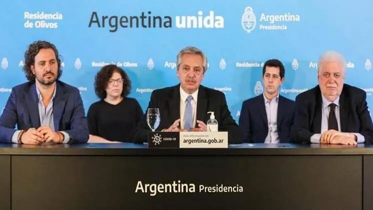 En una conferencia de prensa, el presidente Alberto Fernández anunció cómo seguirá la cuarentena en todo el país.