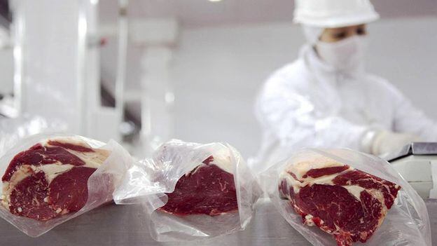 El Gobierno prorrogó el cepo a la carne hasta fines de octubre pese al rechazo del campo