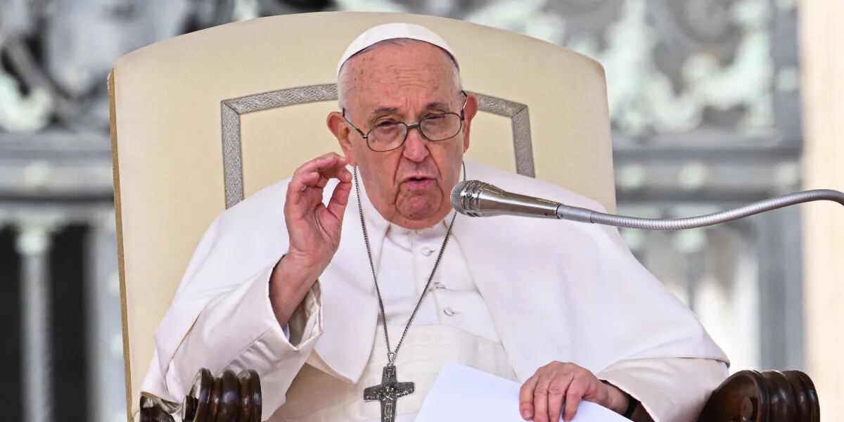 El Papa Francisco tendría el alta el sábado y celebraría la misa del Domingo de Ramos en Roma