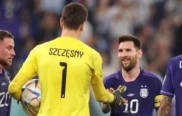 El arquero de Polonia perdió una apuesta con Lionel Messi en el partido con Argentina: “No le voy a pagar”