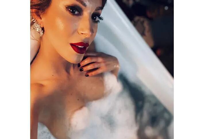 Noelia Marzol comparte sensuales postales en las redes sociales.