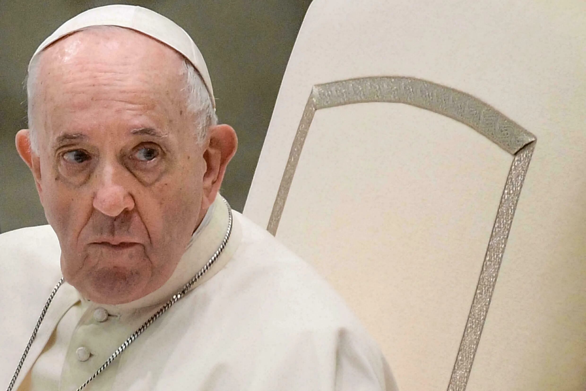 El papa expresa su “vergüenza” por la incapacidad de la Iglesia en los casos de abusos sexuales