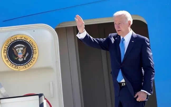 Joe Biden llegó a Polonia cerca de la frontera con Ucrania