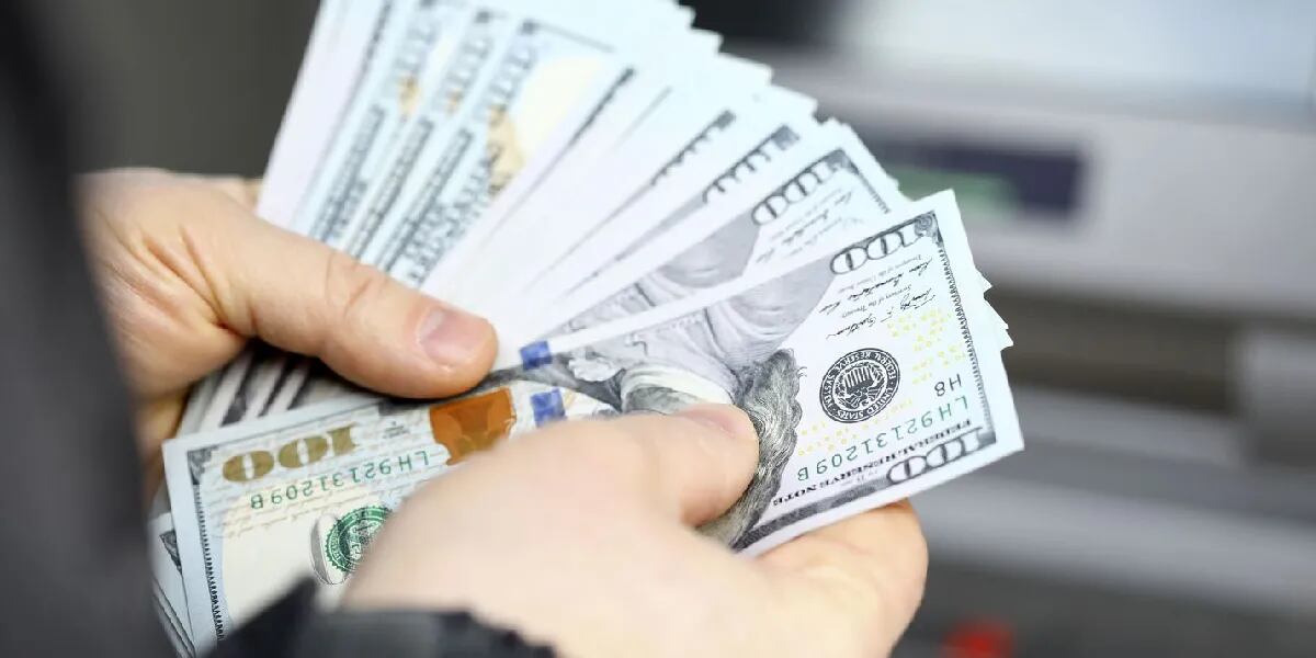 Nueva restricción del Banco Central: menos personas podrán comprar “dólar ahorro”