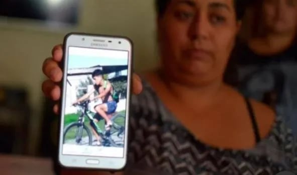 Un chico de 13 años mató a su amigo a mazazos para robarle la bicicleta