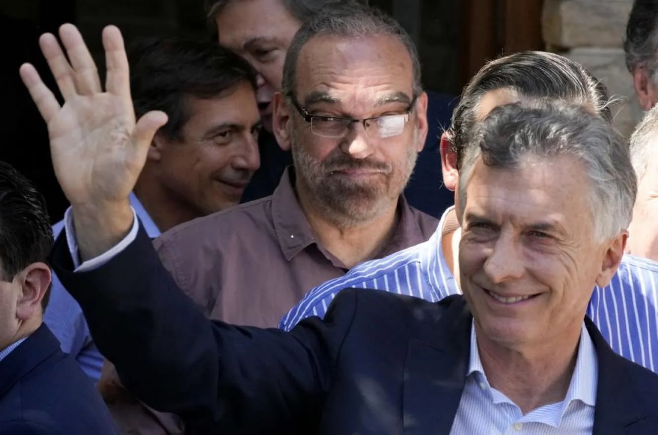 Macri pidió permiso para viajar a Arabia Saudita y advierten que podría fugarse