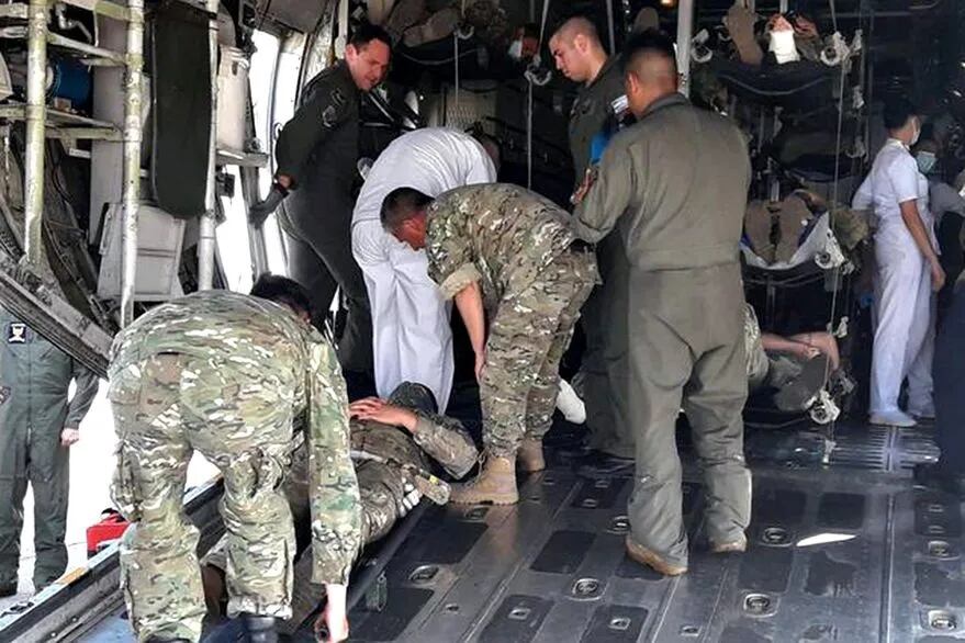 Al menos 35 paracaidistas sufrieron heridas durante un ejercicio militar en Jujuy