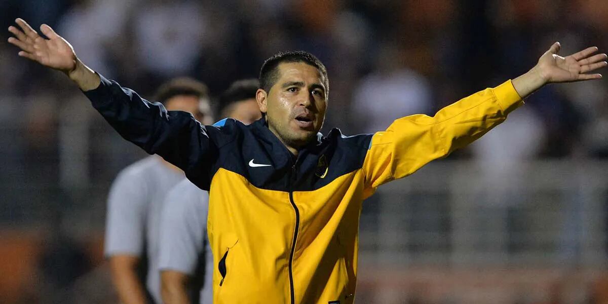 Carlos Tévez apuntó contra Juan Román Riquelme y "sus manejos” dentro del club
