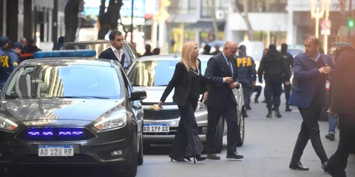 🔴 Ataque a Cristina Kirchner: la Justicia comprobó que “la banda de los copitos” había planeado varias veces asesinar a la vicepresidenta 