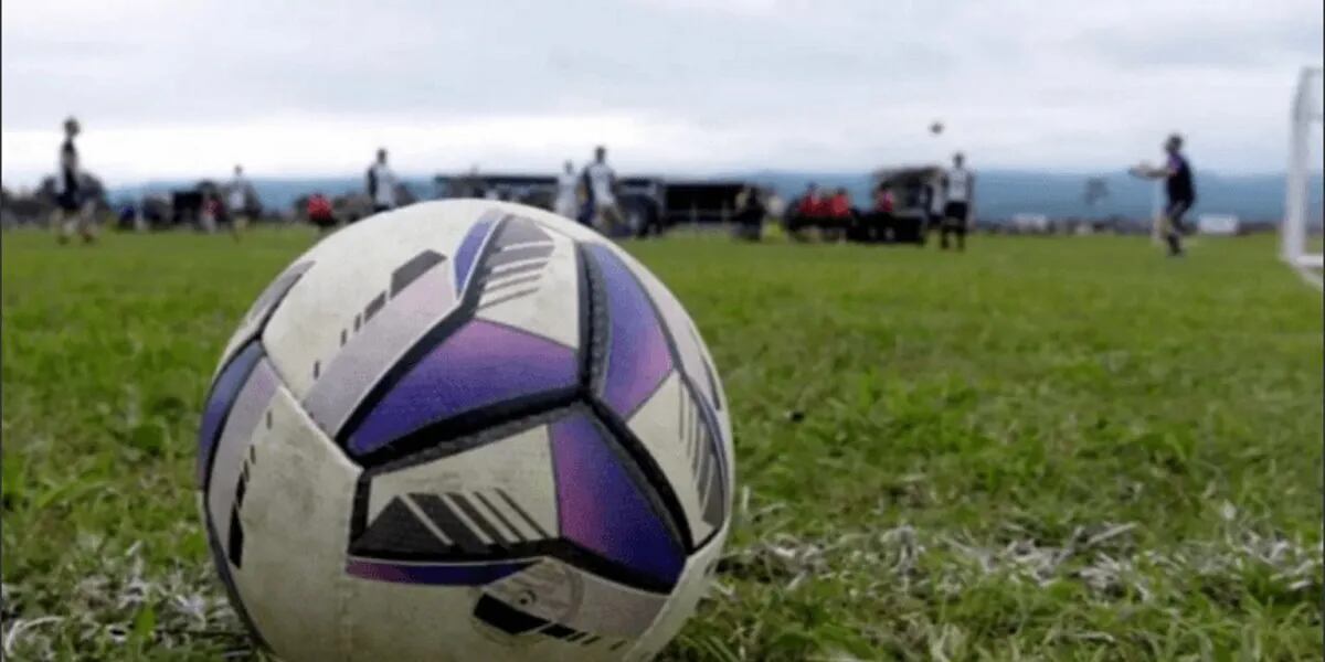 Dolor en San Juan: dos hombres salieron de sus partidos de fútbol, llegaron a sus casas y murieron de un infarto