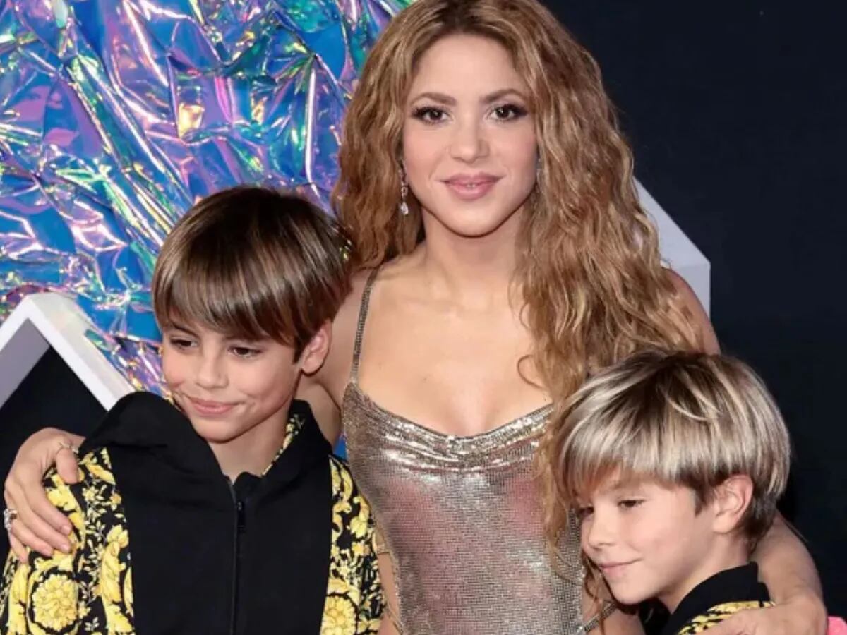 El look combinado de Shakira y sus hijos para una entrega de premios que se robó todas las miradas  