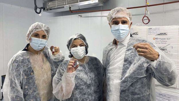 Presentarán el primer millón de dosis de Sputnik V fabricadas en Argentina