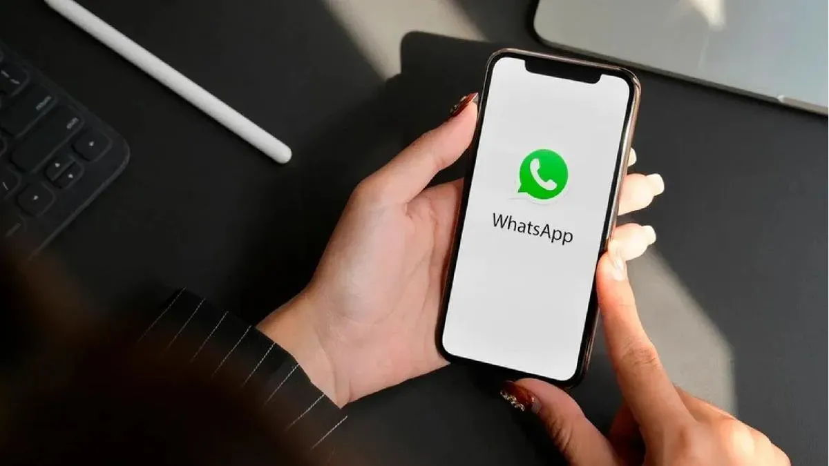 WhatsApp se despide de la opción “borrar mensajes”: cómo será la nueva función