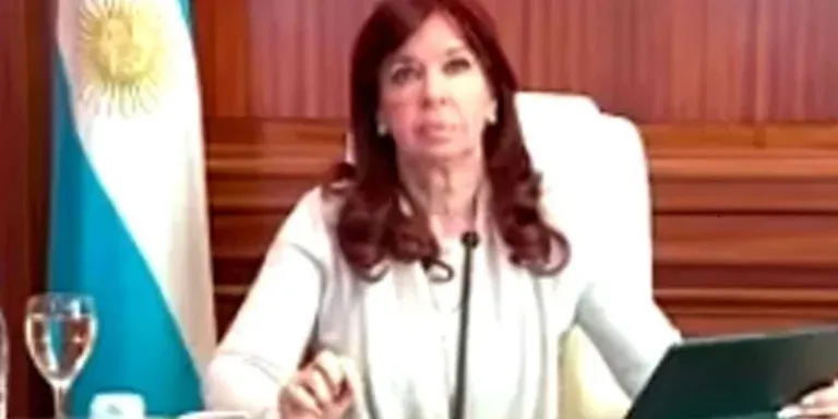 El testimonio del contador Merino durante el juicio contra Cristina Kirchner: “Hay que hacerles caso, si no querés aparecer flotando”
