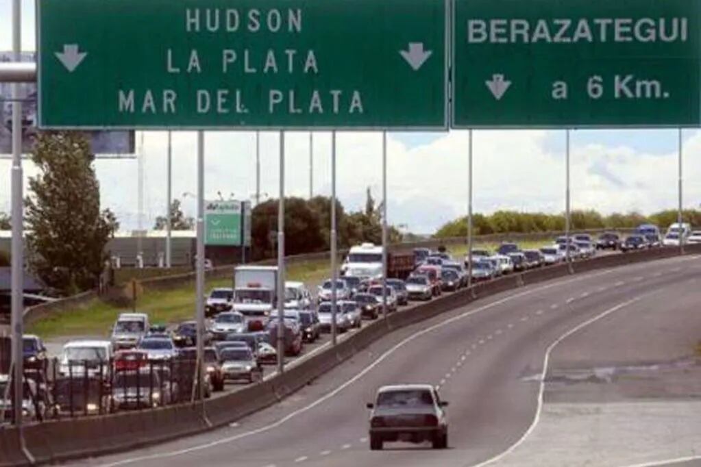 Autopista Buenos Aires-La Plata