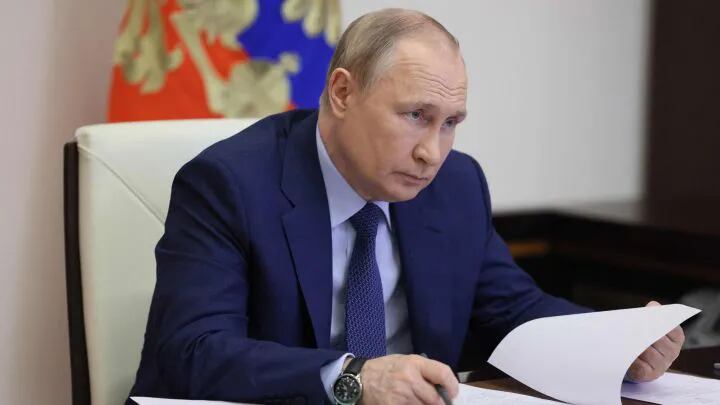 Un historiador advirtió que Vladimir Putin “se está preparando para matar de hambre a gran parte del mundo”