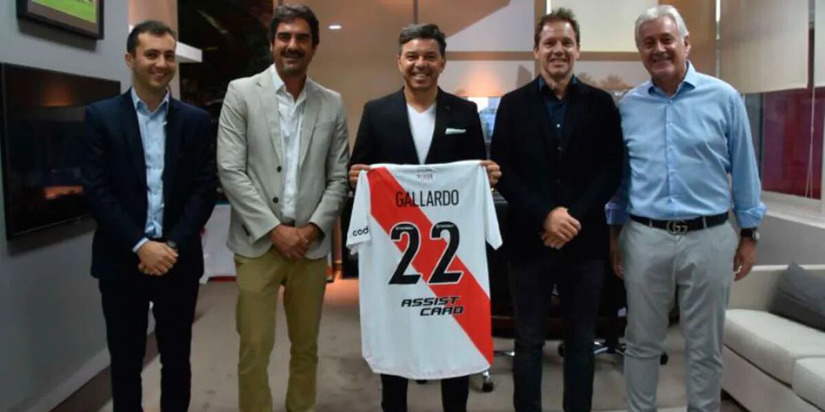 Marcelo Gallardo firmó su nuevo contrato con River