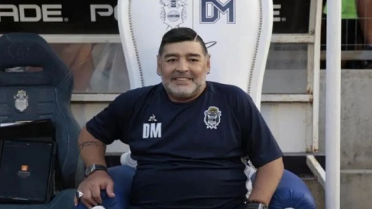 El fútbol argentino ya tiene fecha de regreso y Maradona se prepara de la mejor manera entrenando desde su casa. Hasta subió una foto en Instagram.