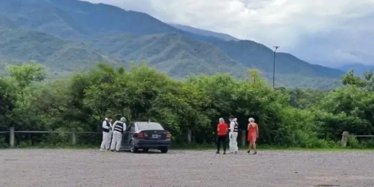Encontraron a un hombre y una mujer muertos dentro de un auto en Salta