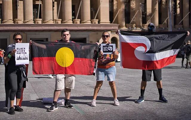 Cuando 51 años atrás fue creada la bandera de los aborígenes de Australia